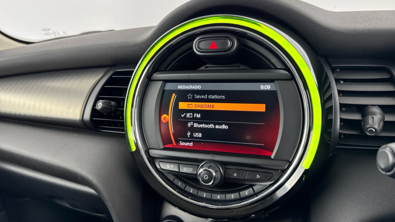 MINI Hatchback 2.0 Cooper S Exclusive II 3dr Auto Petrol Hatchback